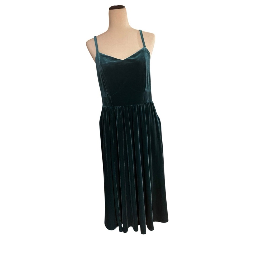 NEW Womens Large Green Velvet Dress Torrid 12 size 0 Sleeveless Midi Holiday